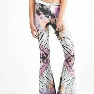 Spell & The Gypsy Lucy In The Sky Bells Small